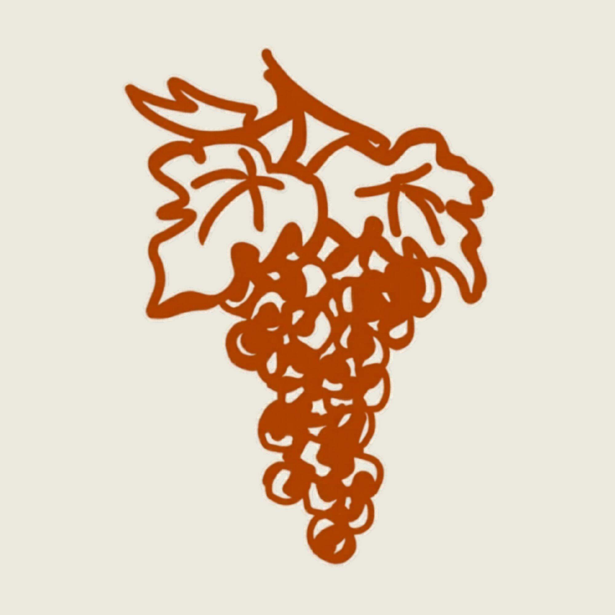 Plates and Grapes Logo